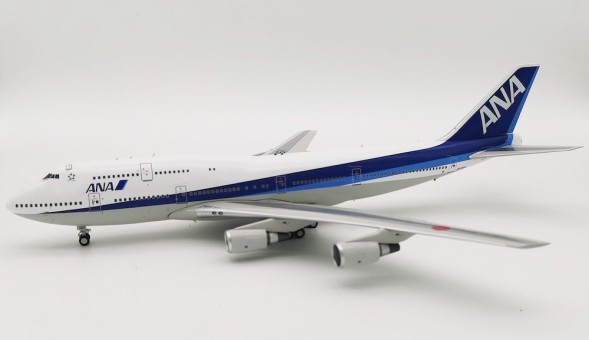 ANA All Nippon Airways Boeing 747-481 JA8961 with stand JFox 
