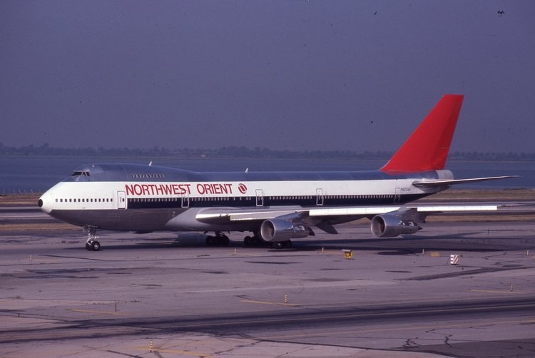 Northwest Airlines (Polish) Boeing 747-200 N623US Die-Cast Phoenix ...