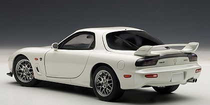 Mazda RX-7 (FD) Spirit R Type A (Pure White) 75989 Auto art 1:18