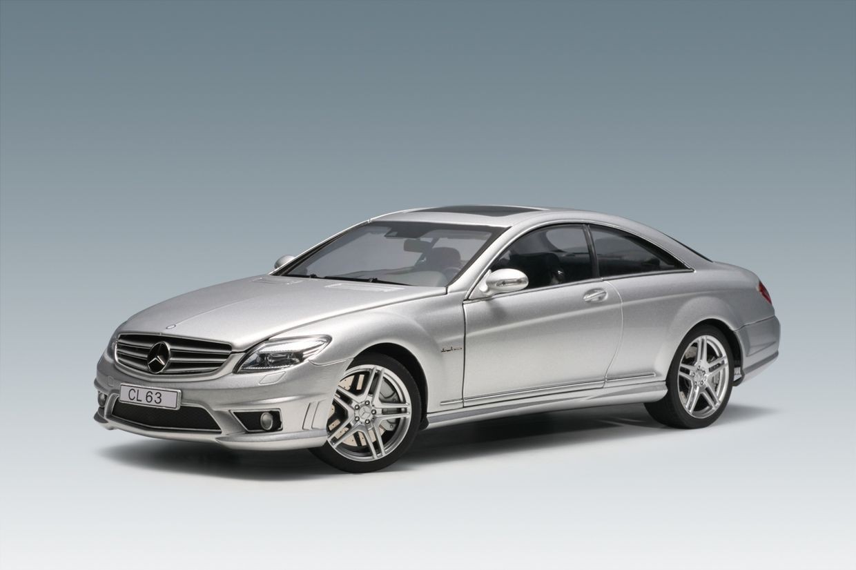 Mercedes-Benz CL63 AMG, Iridium Silver, w/Leather Seats