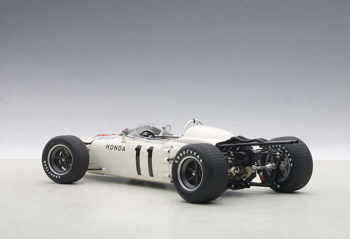 Highly detailed AUTOart Honda RA272 F1 Grand Prix Mexico 1965 