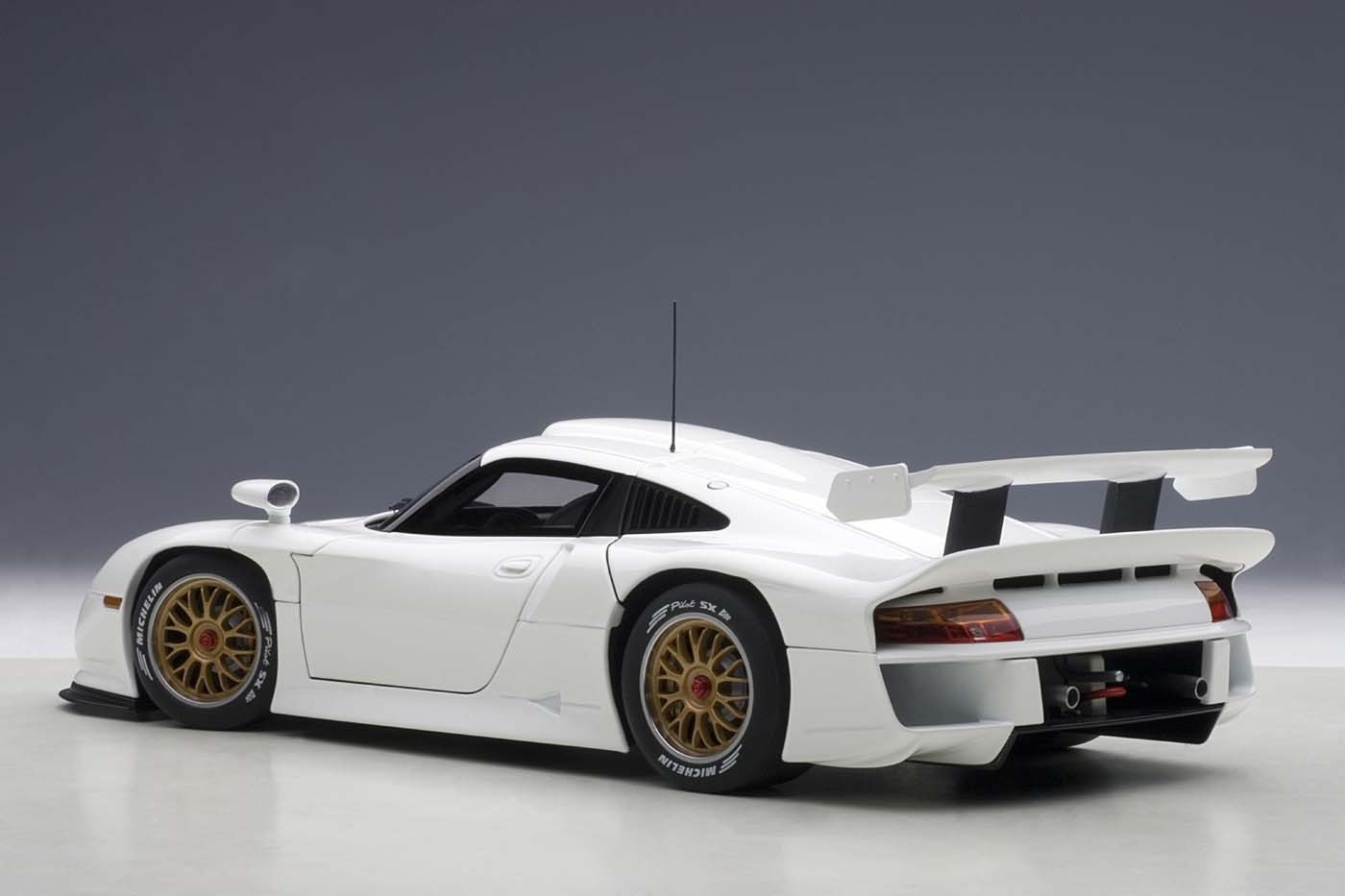 UT Models Limited 1996 Porsche 911 GT 1 1:18 Scale Diecast Model Car White