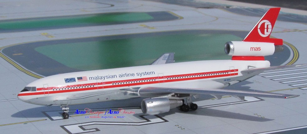 完売】 1/400 DC-10 MAS マレーシア・エアライン・システム 9M-MAT 