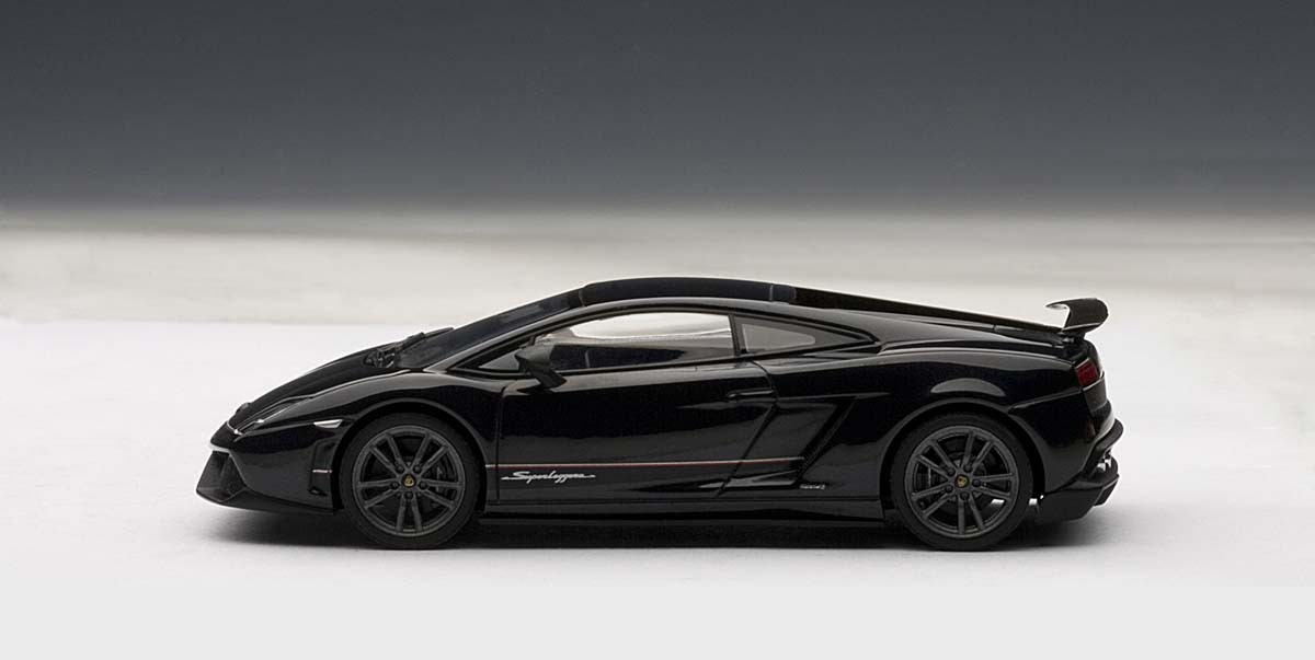 AUTOart 1:43 Scale Lamborghini Gallardo LP570-4 Superleggera, Nero