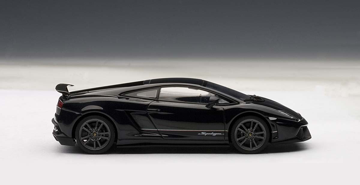 AUTOart 1:43 Scale Lamborghini Gallardo LP570-4 Superleggera, Nero ...