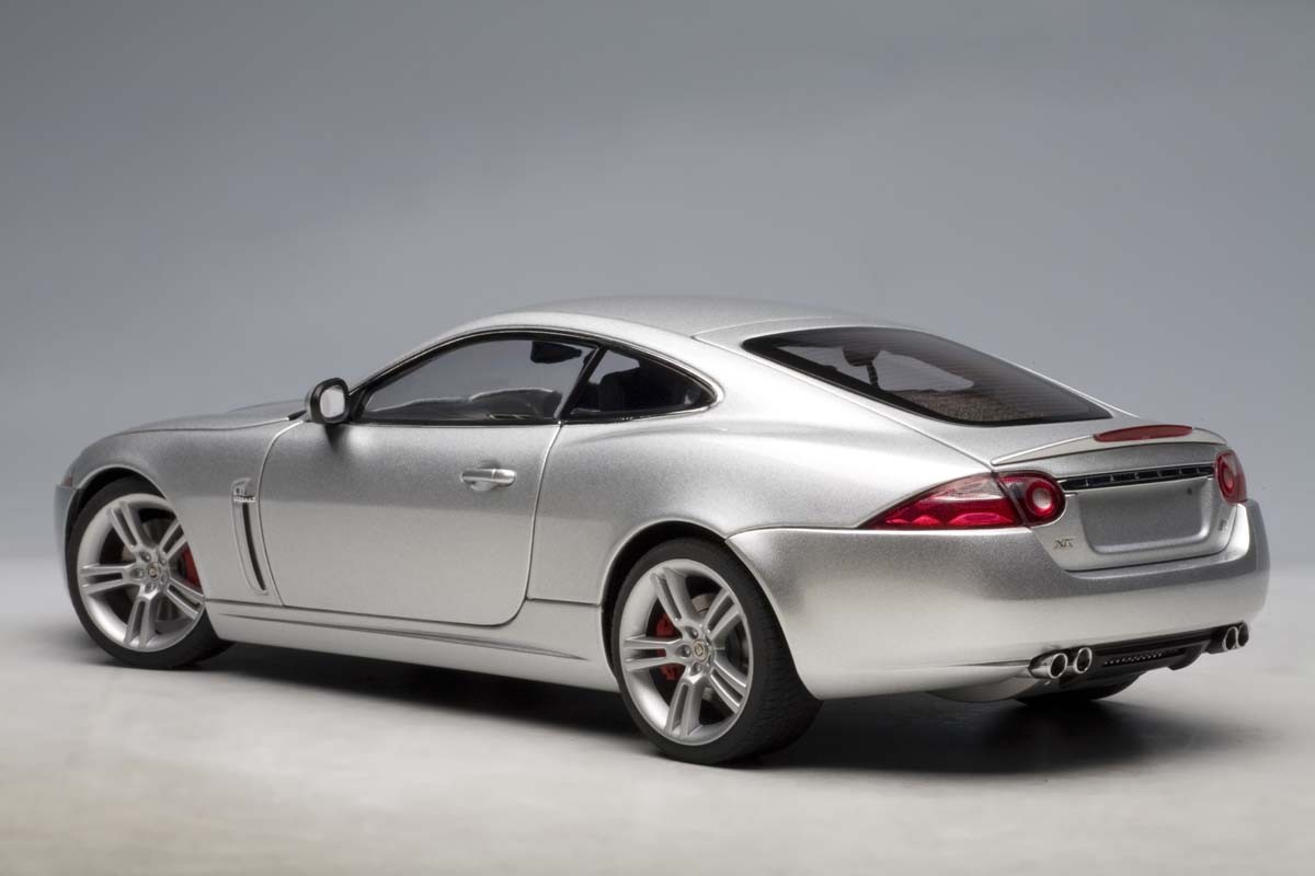 AUTOart 1:18 Scale Jaguar XKR Coupe, Liquid Silver. ezToys