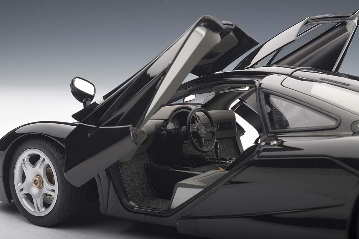 Mclaren F1 Jet Black Metallic 1/43 With Openings by Autoart 56002