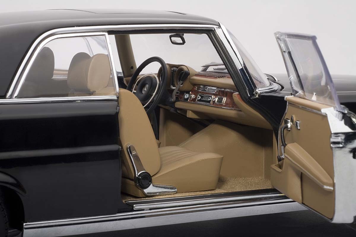 Mercedes-Benz 280Se Coupe 1968 (Black)
