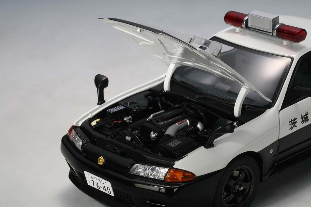 Nissan Skyline GTR R32 Police Car, (Ibaraki-Kenkei) L.E. 6,000 pcs.