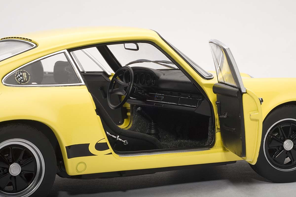 Porsche 911 Carrera RS 2.7 1973, Light Yellow w/Black Stripes