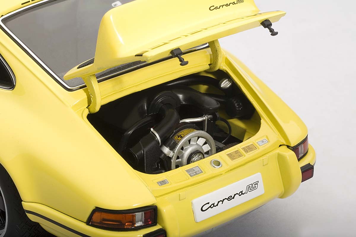 Porsche 911 Carrera RS 2.7 1973, Light Yellow w/Black Stripes