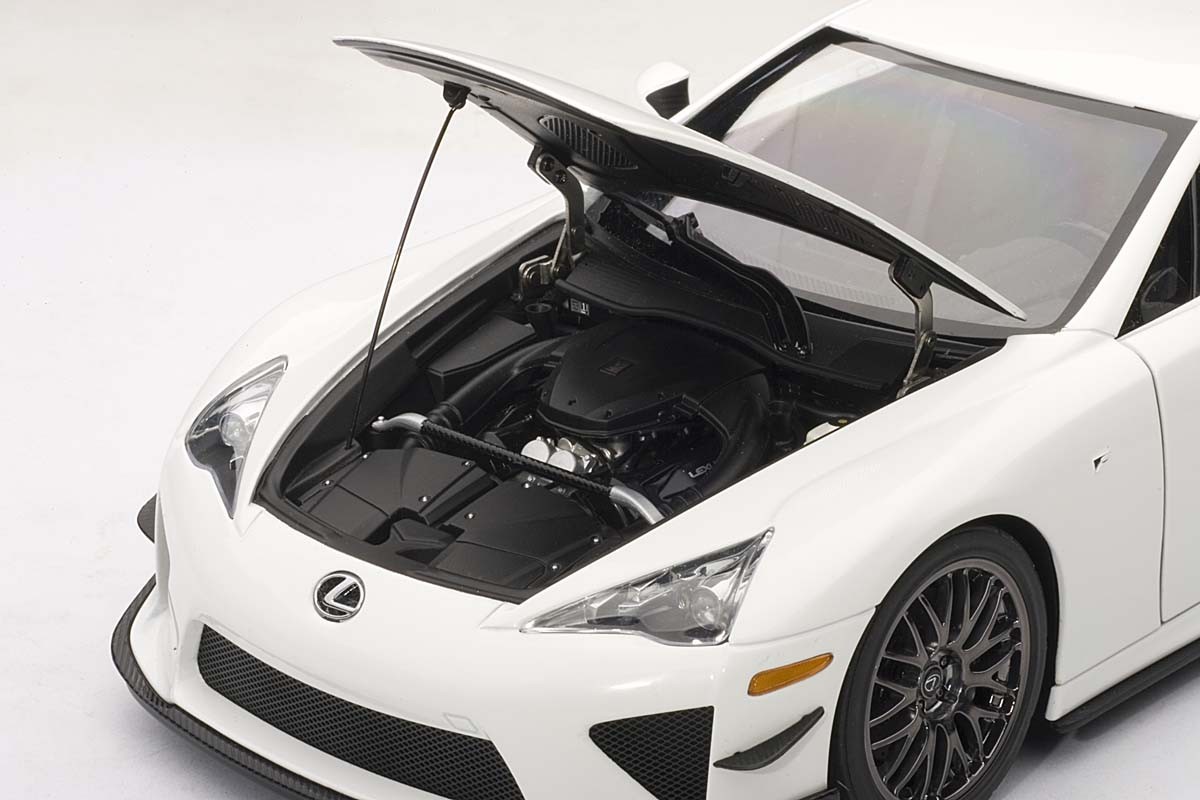 Lexus LFA Nurburgring Package, Whitest White