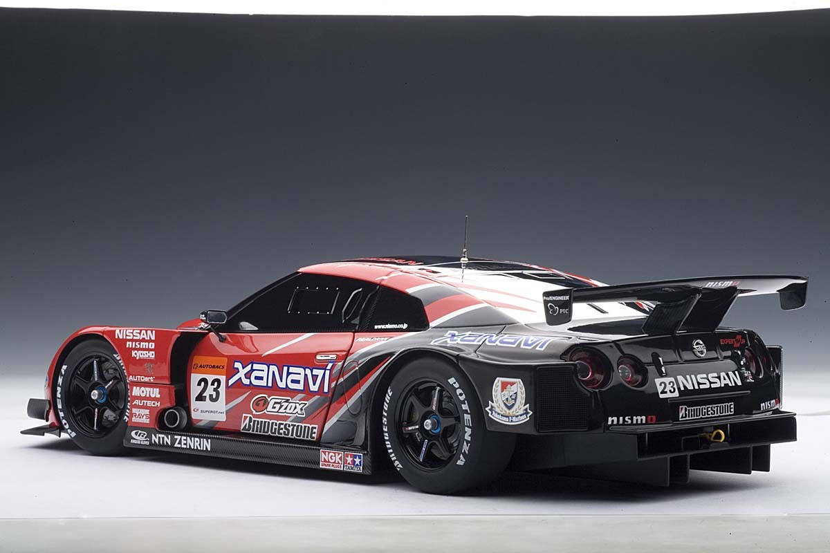 特売新入荷特価 オートアート 1/18 NISSAN GT-R Super GT