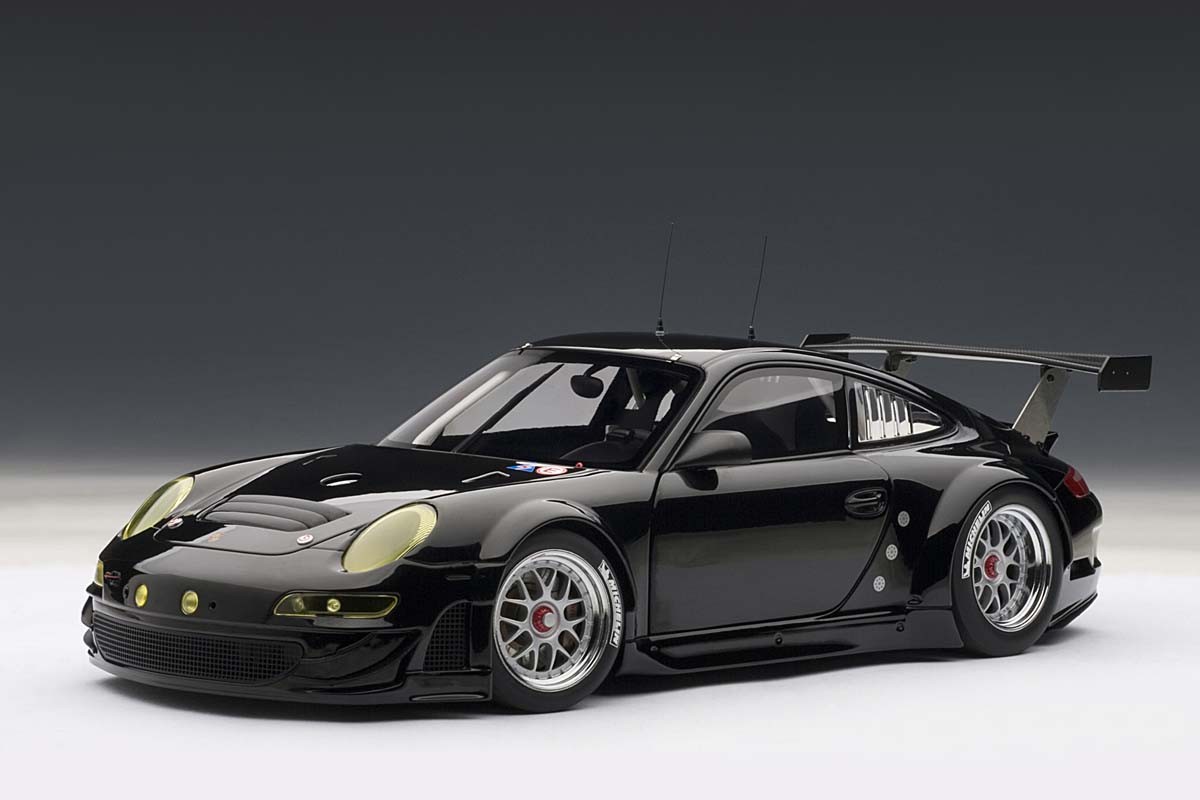Porsche 911 (997) GT3 RSR 2010, Plain Body Version, Black AUTOart 81074 1:18