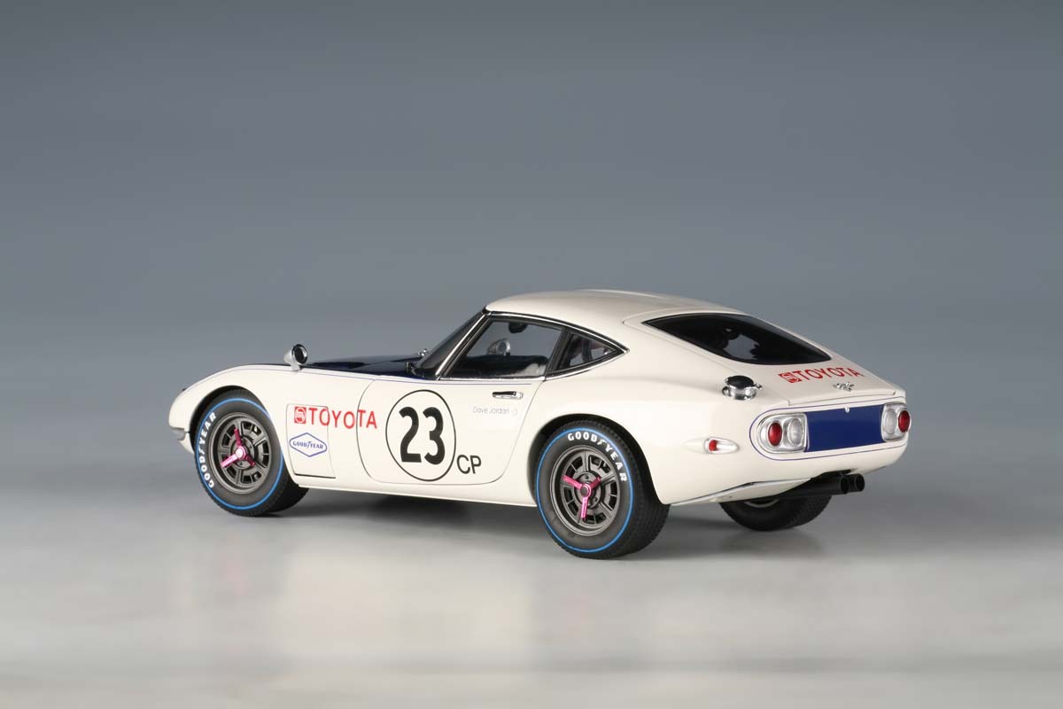 AUTOart 1:18 Scale Toyota 2000 GT SCCA 1968 #23. ezToys - Diecast