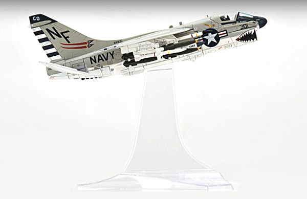 A-7E Corsair II 1/72 Die Cast Model