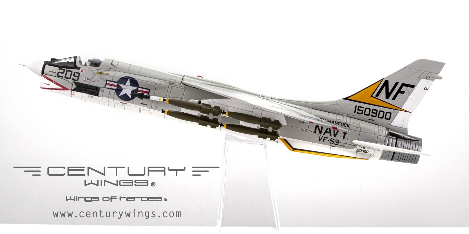 USN F-8E Crusader VF-53 Iron Angels NF209 1967 Century Wings CW-001638  scale 1:72