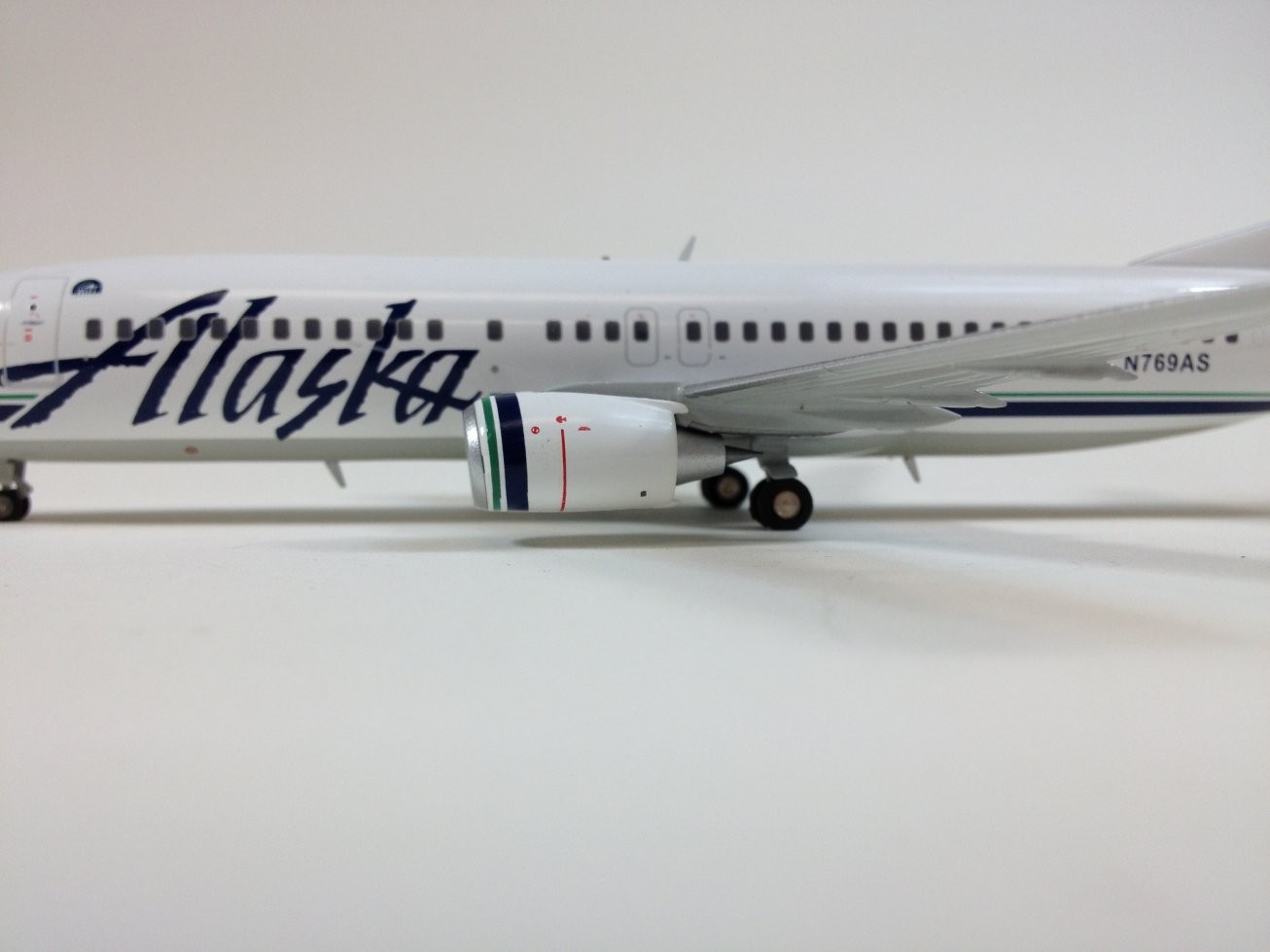 Alaska Airlines Boeing B737-400 N769AS Scale:1:200