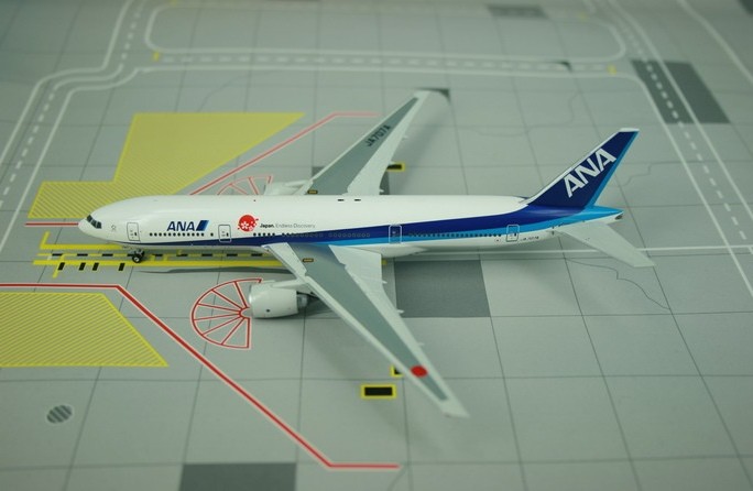 ANA All Nippon Airways Boeing 777-200 JA707A