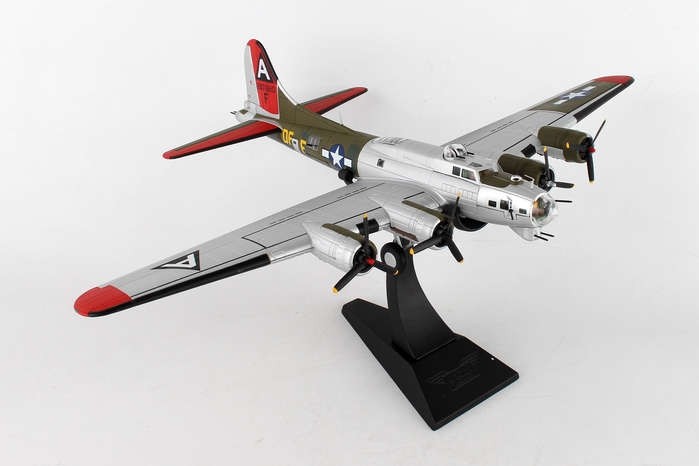 B-17G Flying Fortress USAF Little Miss Mischief 1944 Corgi CG33316 Scale  1:72