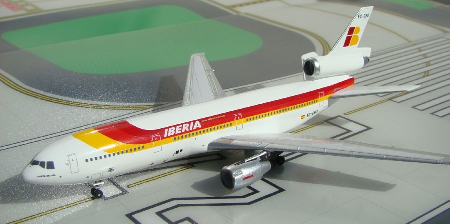 Iberia DC-10-30 EC-CBO AeroClassics 1:400