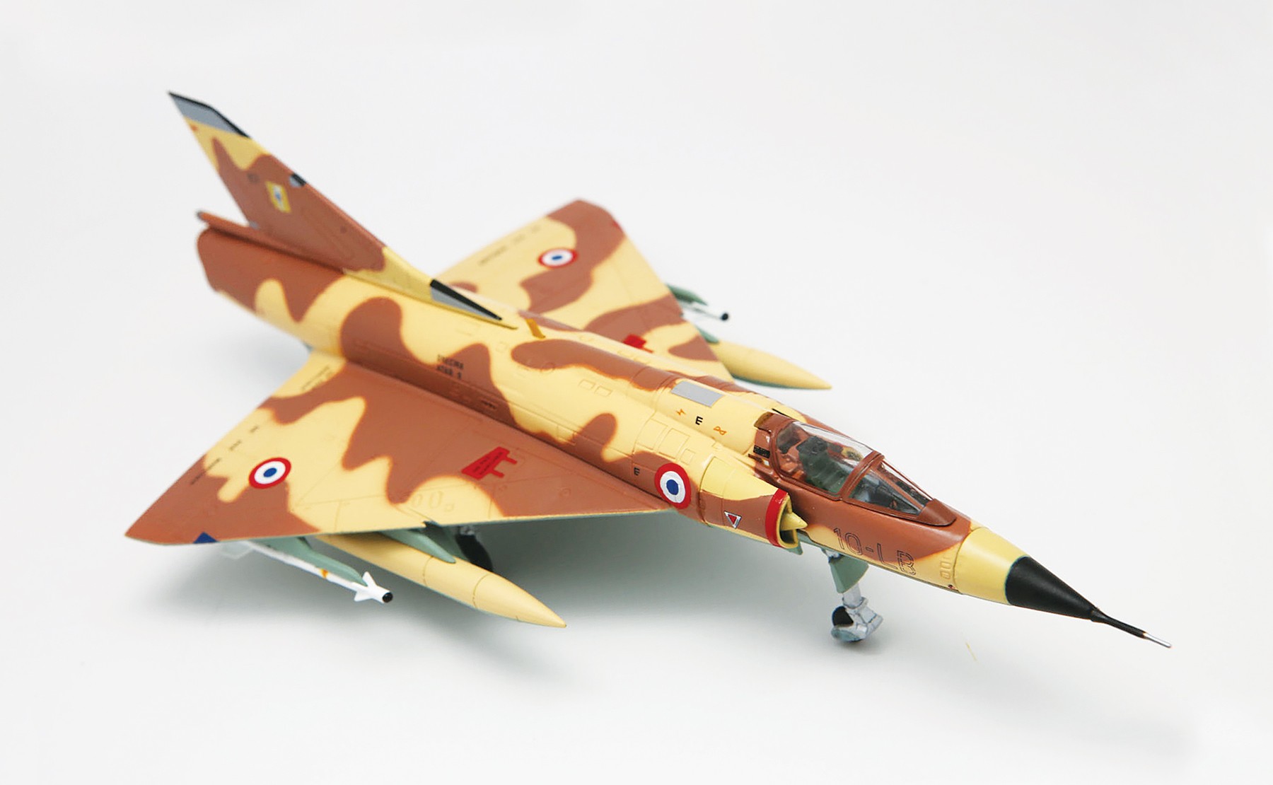 Dassault Mirage IIIC (DJ)Escadron de chasse FA725013 Falcon models 1:72