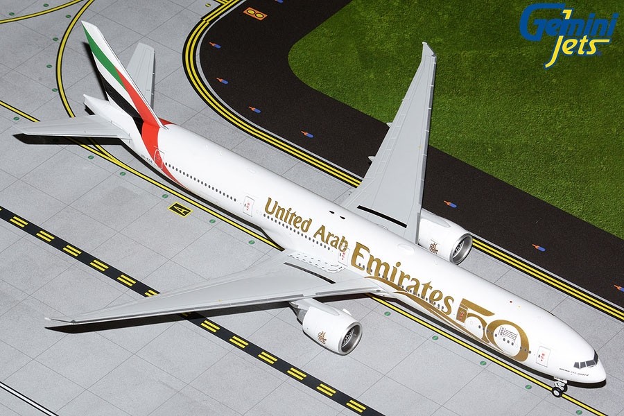 Emirates Boeing 777-300ER 50th Union Anniversary A6-EGE Gemini200 G2UAE1055  scale 1:200