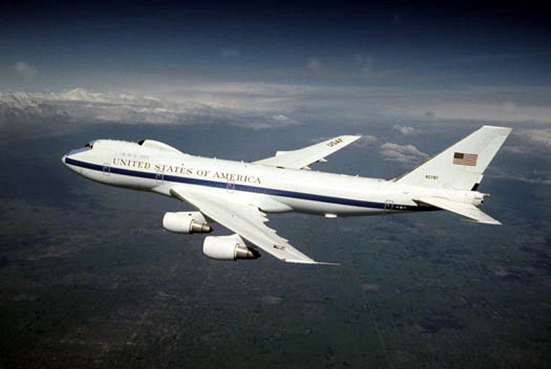 USAF E-4B (747-200) Flying White House 40787 Gemini GMUSA068 1:400