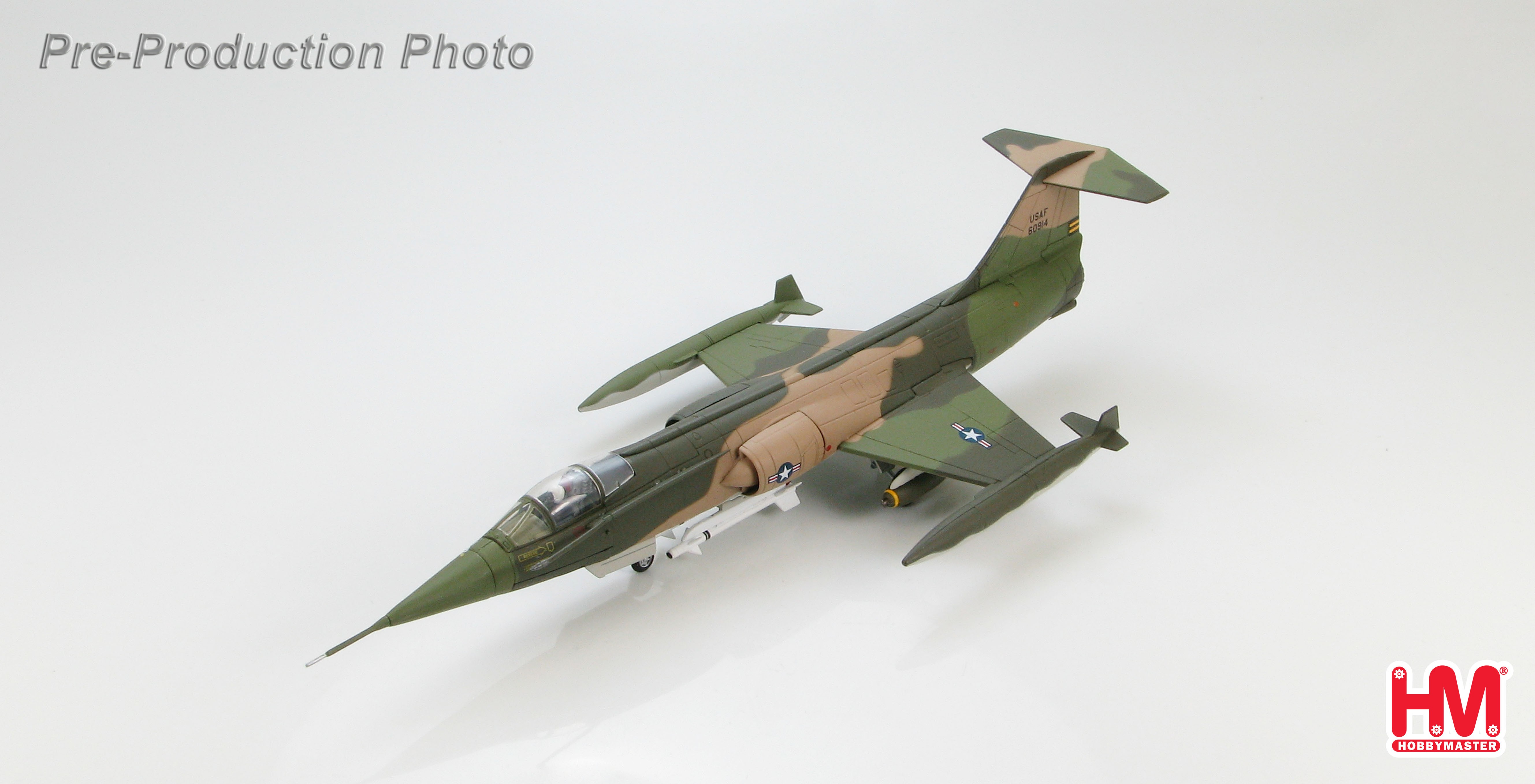 Highly detailed Hobby Master US Air Force F-104D Starfighter 