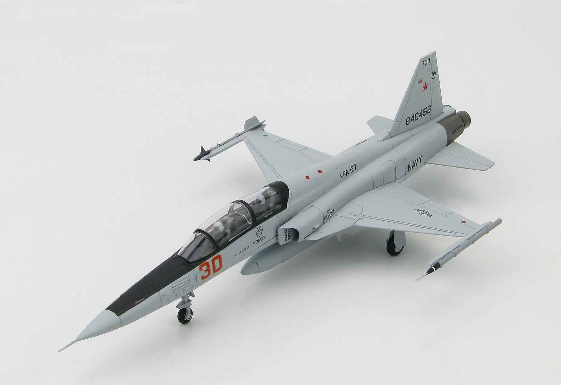 ホビーマスター HA3353 F-5F タイガーⅡ VFA-127 デザート - 航空機