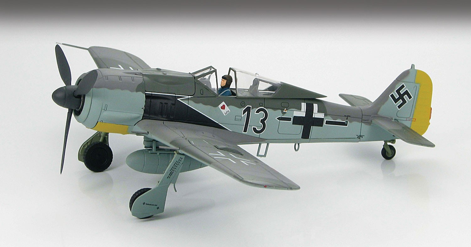 Fw 190A-8 1/48 Die Cast Model: Josef 