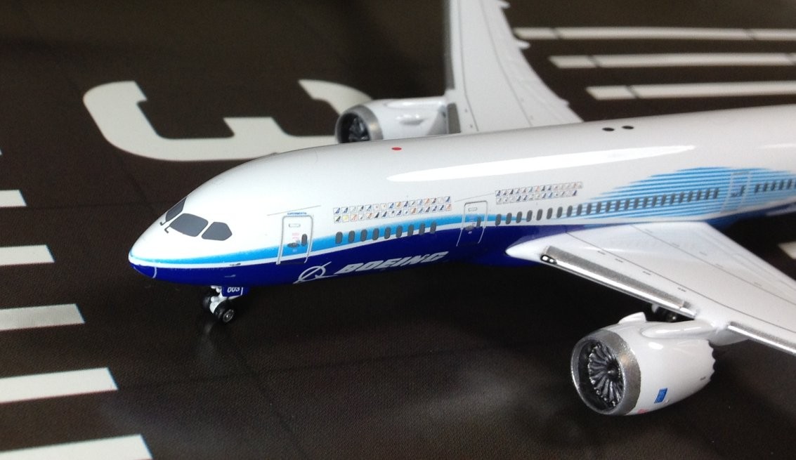 Boeing B787-8 N787BX (Dreamliner) Phoenix 1:400