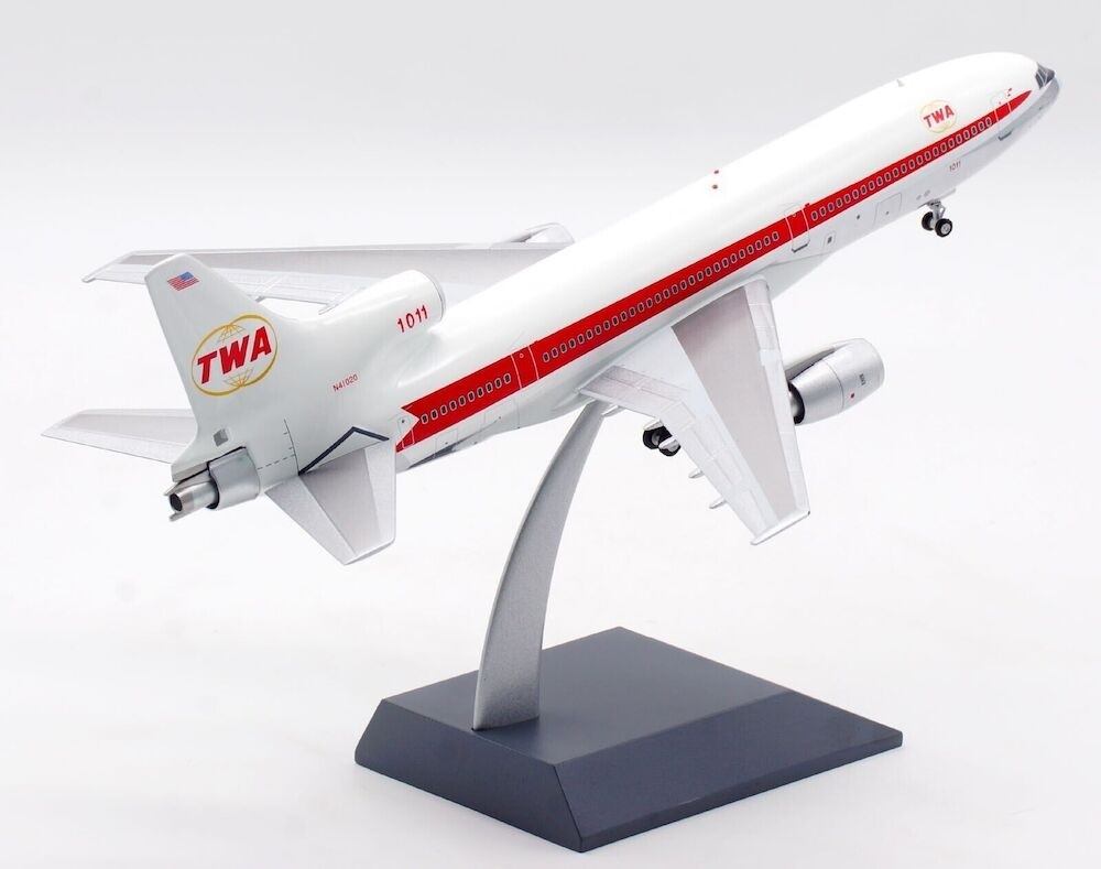 TWA Trans World Lockheed L-1011 N41020 Polished With Stand InFlight200  IF1011TWA1122P Scale 1:200