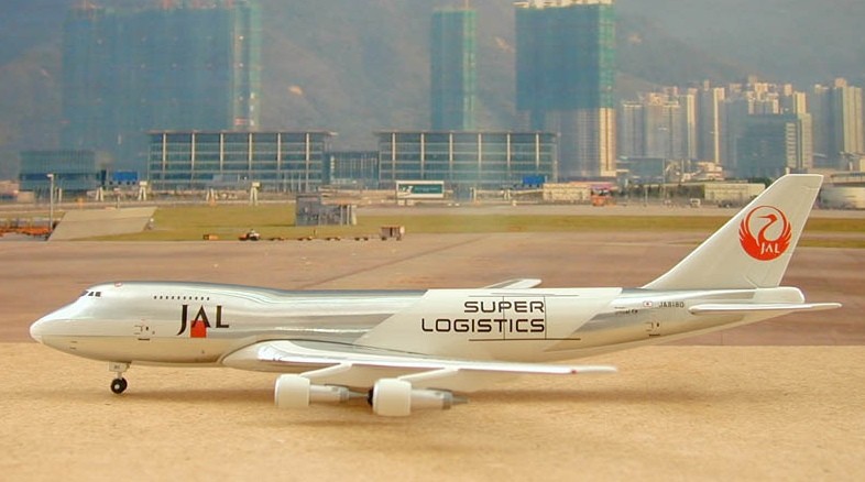 JAL Japan Airlines Boeing B747-246F Super Logistics JA8180