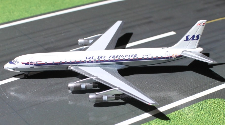 SAS Scandinavian Cargo DC-8-50 OY-KTC ezToys - Diecast Models and ...