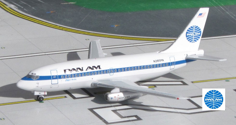 Pan Am Boeing 737-200 