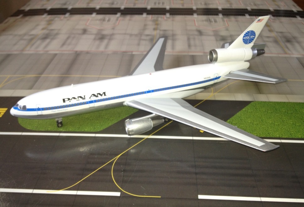 Pan Am DC-10-30 N82NA 