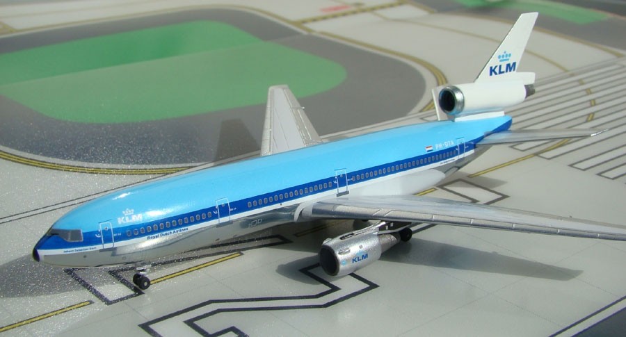 KLM DC-10-30 PH-DTA AeroClassics 1:400