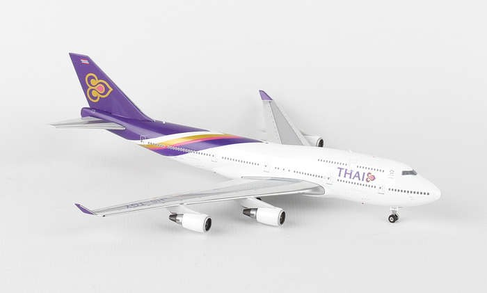 Thai Airways B747-400 New Colors Reg#HS-TGY Phoenix Models 11180 Scale 1:400