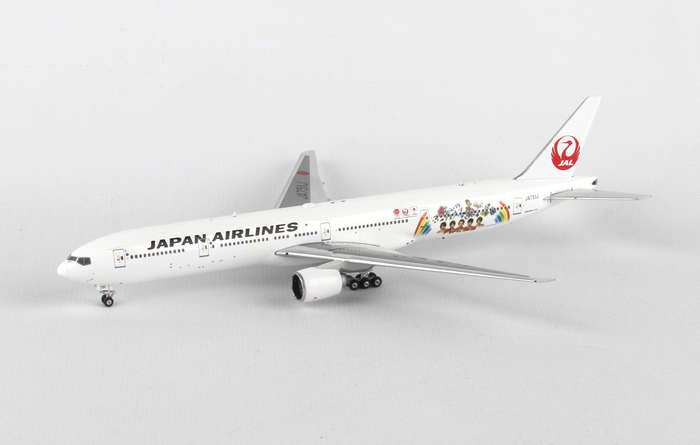 Phoenix 1/400 日本航空 B777-200 JA702J 旧鶴丸塗装-
