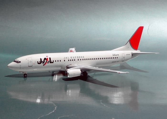 JAL Express Boeing 737-400 JA8991 Scale 1:200