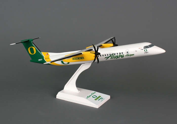 Alaska Dash 8 Q400 University Of Oregon 1:100 Skymarks