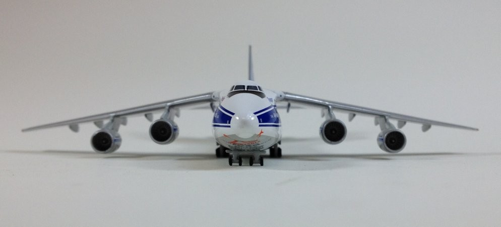 ☆ ヘルパ 1/400 VOLGA DNEPR ヴォルガ・ドニエプル航空 Antonov An