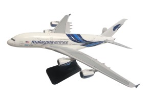 Malaysia Airlines Airbus 100th A380-841 9M-MNF Rolling Detachable Gears Aviation400 AV4138 Scale 1:400