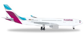 Eurowings Airbus A330-200 Reg# D-WING Herpa Wings HE528153 Scale 1:500