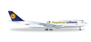 Lufthansa Siegerflieger Paralympics  Rio 2016 Boeing 747-8 Reg# D-ABYK Herpa 530033 Scale 1:500