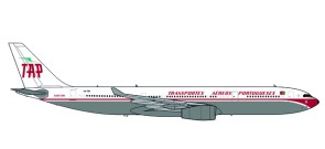 TAP Retro 1980's Livery Airbus A330-300 Reg# CS-TOV Herpa Die Cast 530668 Scale 1:500