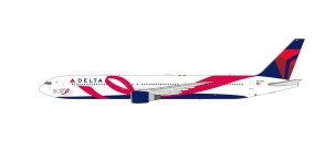 Delta Air Lines Boeing 767-432ER N845MH Breast Cancer Research Foundation(2015) Panda Models Die-Cast 62422 Scale 1:400