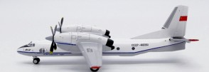 Antonov An-32 Reg: CCCP-46961 LH4330 JC Wings 1:400