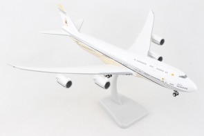 Brunei Government Boeing 747-8i VB-BHK with gears & stand Hogan HG11724G scale 1200